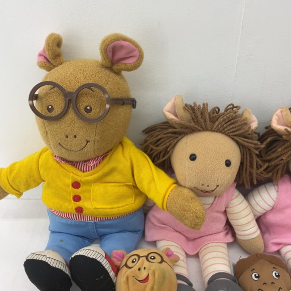 Arthur Storybook Character Stuffed Animal Wholesale Plush Lot - Picture 2 of 13
